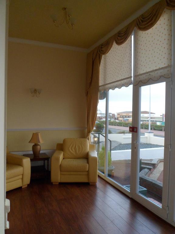 Wavecrest Lodge Fleetwood Dış mekan fotoğraf